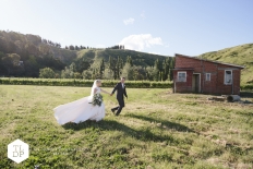 Larissa & Glen: 8303590 - WeddingWise Lookbook - wedding photo inspiration