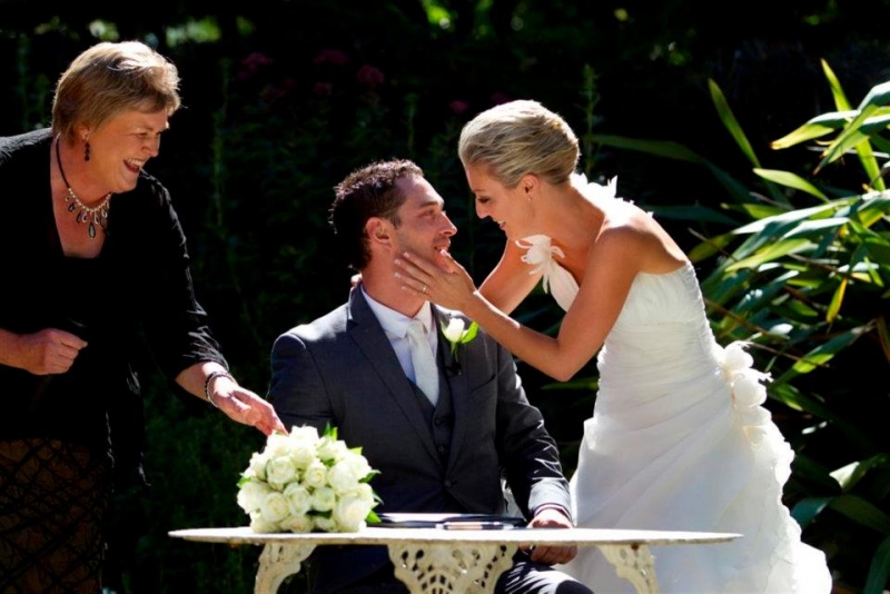 Julie Lassen - the smiling Celebrant: 6637 - WeddingWise Lookbook - wedding photo inspiration