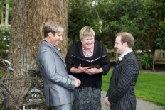 Julie Lassen - the smiling Celebrant: 6640 - WeddingWise Lookbook - wedding photo inspiration