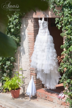 A KIWI FRENCH WEDDING - Preparation: 8329 - WeddingWise Lookbook - wedding photo inspiration