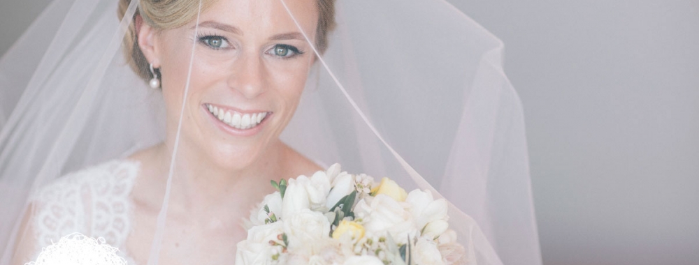 Daniel & Clare’s Beautiful Mudbrick Wedding - WeddingWise Articles