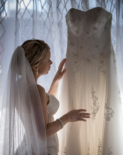 The WeddingWise Guide to Choosing Your Wedding Dress - WeddingWise Articles
